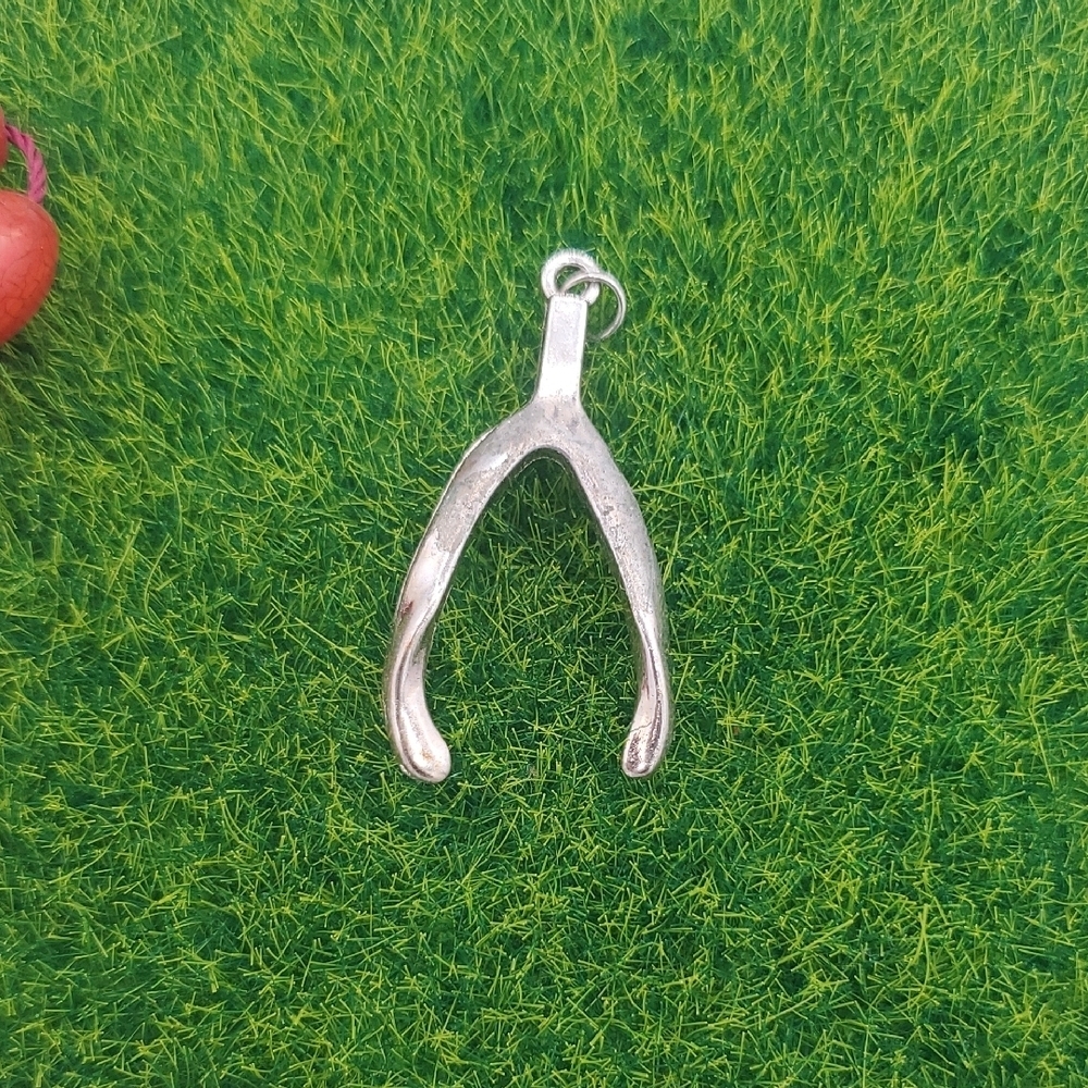 Silver Wishbone Pendant P314
